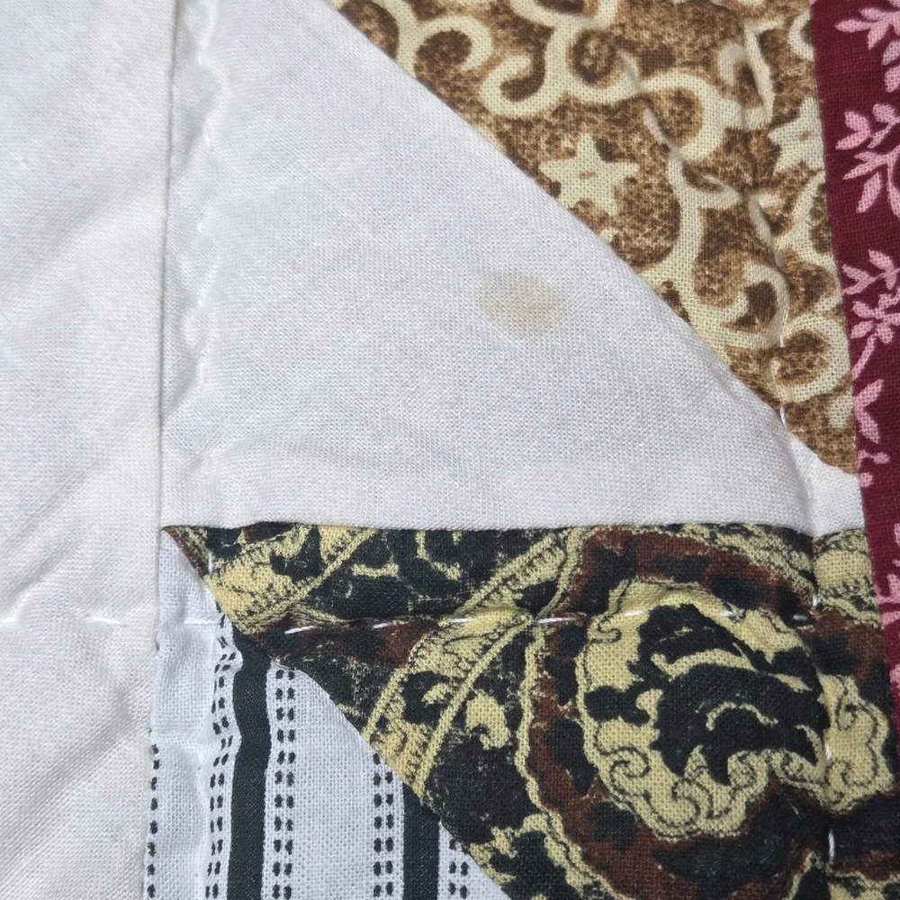 Christmas Handmade Quilt Throw 66”x 88” Red Green Patchwork